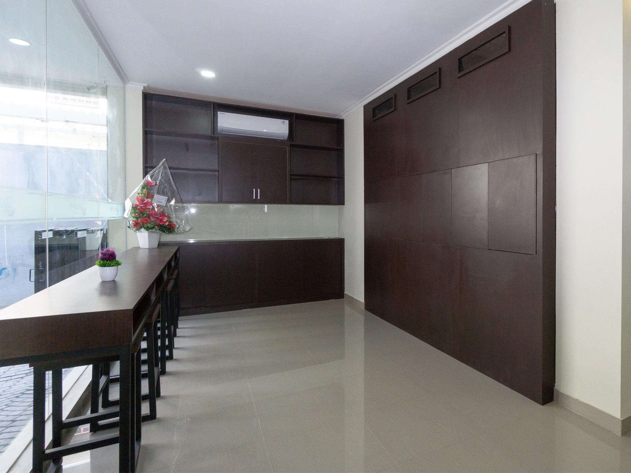 Collection O Yogyakarta Near Jalan Malioboro Formerly Alena Residence Exterior foto